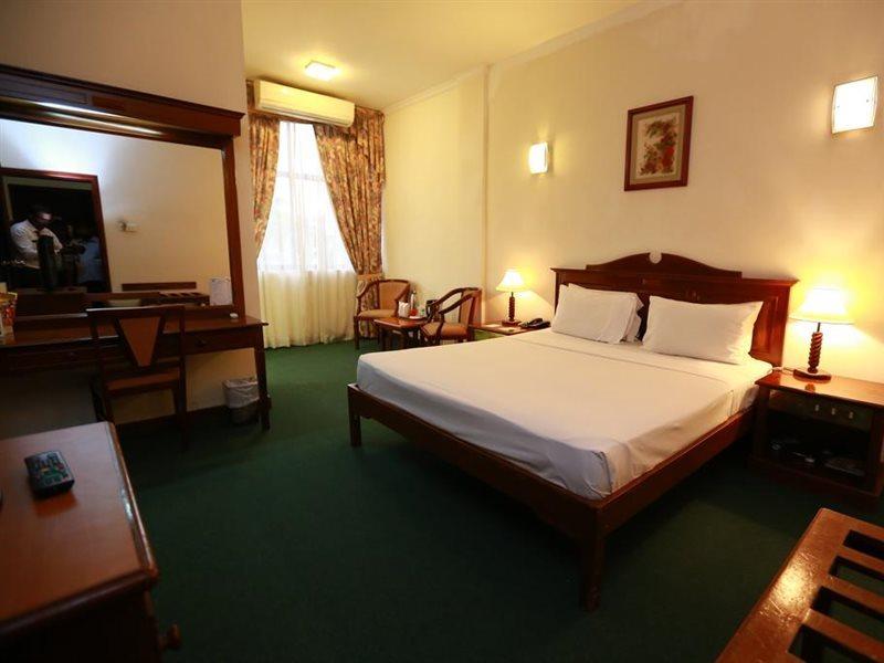 Hotel Sapphire Kolombo Exteriér fotografie